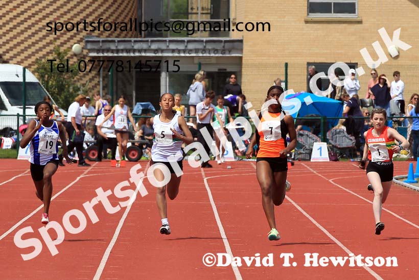 Womens Under-17s and Girls Under-15s 100 metres, 2022 Northern Inter Counties U17s and U15s Track and Field, York, Thursday, June 2nd. Photo: David T. Hewitson/Sports for All Pics